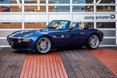 Roadster V8